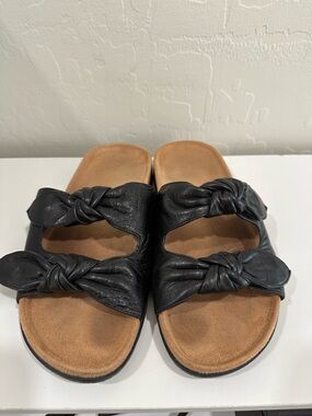 Vionic Black Knot-Detail Slide Sandals - Women